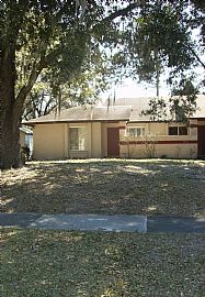 Outstanding 2 Bedroom Duplex Home Near Valencia in Orlando, FL