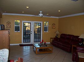 Cute 2 Bedroom with New Paint and Crown Molding Throughout in Bonita Springs, FL