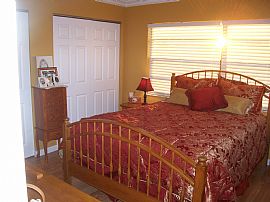 Cute 2 Bedroom with New Paint and Crown Molding Throughout in Bonita Springs, FL (Photo 4 of 6)