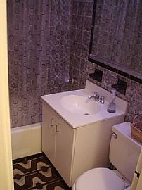 Gorgeous, Furnished 1 Bedroom Duplex Apartment  - Modern Design  in New York, NY (Photo 7 of 11)