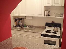 Gorgeous, Furnished 1 Bedroom Duplex Apartment  - Modern Design  in New York, NY (Photo 9 of 11)