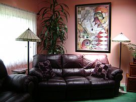 Furnished 7 Bedroom Home with Disable Access to House in Bellevue, WA (Photo 3 of 6)