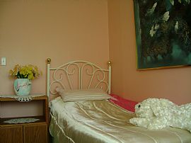 Furnished 7 Bedroom Home with Disable Access to House in Bellevue, WA (Photo 5 of 6)