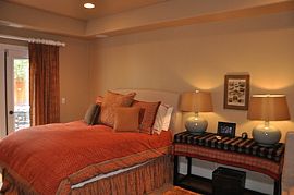 Enticing 2 Bedroom Lincoln Bungalow Home with Inside Laundry in Healdsburg, CA (Photo 2 of 10)