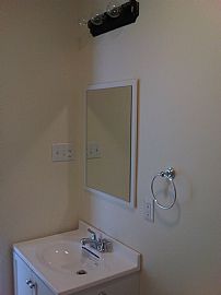 Charming 1 Bedroom Apartment Great Deal - A Must See! in Marrero, LA (Photo 4 of 6)