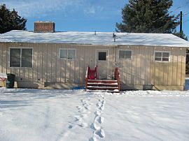 Large 2 Bedroom Apartment with Updated Washer and Dryer in Pocatello, ID