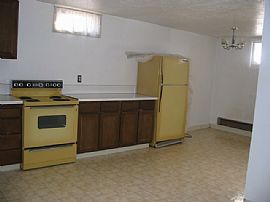 Large 2 Bedroom Apartment with Updated Washer and Dryer in Pocatello, ID (Photo 6 of 7)