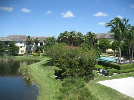 Resort Style 2 Bedroom Condo with Spacious Kitchen in West Palm Beach, FL