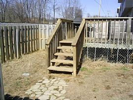 Great 3 Bedroom Townhouse with Huge Yard and Washer/Dryer. in Inwood, WV (Photo 4 of 4)