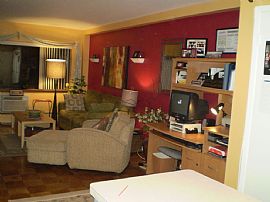 Fully Furnished 1 Bedroom Alcove Studio Apartment -  Ready 8/1  in New Rochelle, NY (Photo 6 of 8)