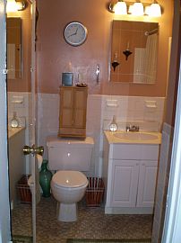 Fully Furnished 1 Bedroom Alcove Studio Apartment -  Ready 8/1  in New Rochelle, NY (Photo 8 of 8)