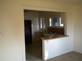 Cozy 2 Bedroom Home with Water View - Garage and Studio in Freeland, WA (Photo 5 of 6)