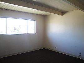 Newly Renovated 2 Bedroom Apartment with Covered Parking in Oakland, CA (Photo 2 of 3)