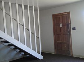 Newly Renovated 2 Bedroom Apartment with Covered Parking in Oakland, CA (Photo 3 of 3)