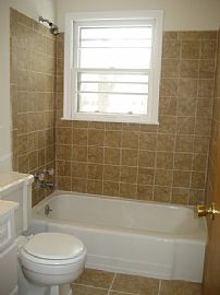 Beautiful, Upper Level 3 Bedroom Duplex Apartment with Backyard  in Columbia Heights, MN (Photo 2 of 4)