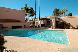 FURNISHED 2 Bedroom Condo in Quiet Community in Mesa, AZ (Photo 2 of 10)
