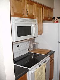 FURNISHED 2 Bedroom Condo in Quiet Community in Mesa, AZ (Photo 8 of 10)