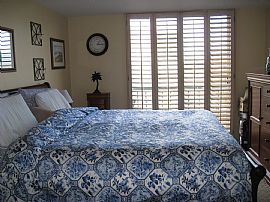 Grand 1 Bedroom Penthouse Unit Condo on Wilshire Corridor in Los Angeles, CA (Photo 4 of 10)