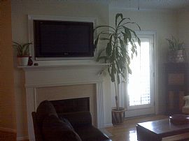 Gorgeous 2 Bedroom Corner Unit Condo Near Lenox Mall in Atlanta, GA (Photo 5 of 11)