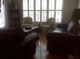 Gorgeous 2 Bedroom Corner Unit Condo Near Lenox Mall in Atlanta, GA (Photo 6 of 11)