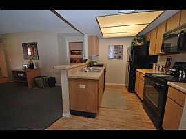 Furnished 2 Bedroom Apartment Walk Distance to ASU Campus in Tempe, AZ (Photo 8 of 9)