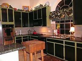 Gorgeous 4 Bedroom Home in Great School District - Pet Friendly in Missouri City, TX (Photo 7 of 11)