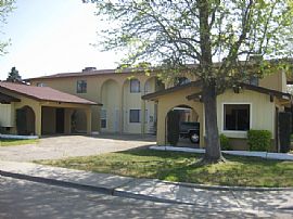 Remodeled 2 Bedroom Apartment with Senior Discount Available in Manteca, CA