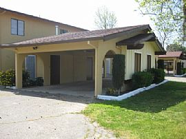 Remodeled 2 Bedroom Apartment with Senior Discount Available in Manteca, CA (Photo 2 of 10)