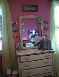 Beautifully Renovated 4 Bedroom Townhouse - Available May 1st! in Baltimore, MD (Photo 8 of 10)