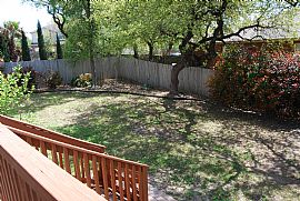 Gracious 3 Bedroom Home in Gated Community in Schertz, TX (Photo 2 of 7)
