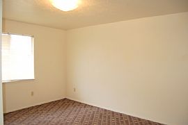 Terrific 2 Bedroom Apartment in Side By Side Duplex in Chubbuck, ID (Photo 6 of 7)