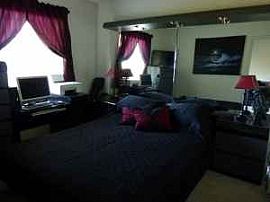 Charming 1 Bedroom with Assigned Parking in Saga Bay Gardens in Miami, FL (Photo 3 of 4)