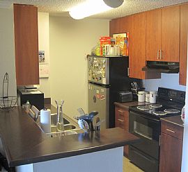 Furnished 2 Bedroom Home - Near The Beach - Must See in Newport Beach, CA (Photo 4 of 5)