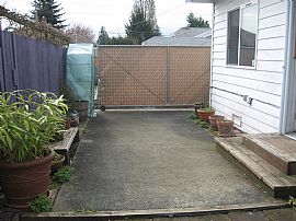 Great 1 Bedroom Mother-In-Law Apartment  in Seattle, WA (Photo 3 of 4)