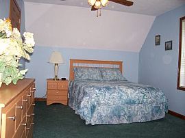  Vacation Home - Smoky Mountains - Special $89 in Sylva, NC (Photo 8 of 12)