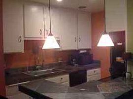 Beautiful 2 Bedroom Apartment - Close to Everything in San Diego, CA