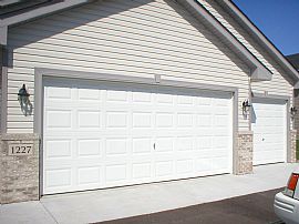 Private, Newer 3 Bedroom Home with Pond View in Mayer, MN (Photo 2 of 7)