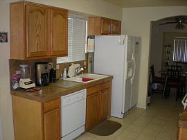 Fully Furnished 2 Bedroom Home in Sun City in Sun City, AZ (Photo 2 of 7)