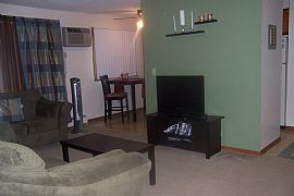 FABULOUS 2 Bedroom Apartments Near Hwy 694 and Long Lake Road in New Brighton, MN