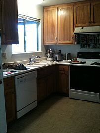 Cozy, Furnished 3 Bedroom Home - 2 TV's with Hookup Access in Fair Oaks, CA (Photo 12 of 12)