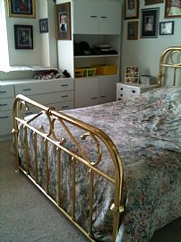 Cozy, Furnished 3 Bedroom Home - 2 TV's with Hookup Access in Fair Oaks, CA (Photo 6 of 12)