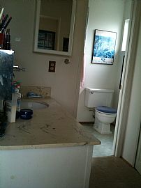 Cozy, Furnished 3 Bedroom Home - 2 TV's with Hookup Access in Fair Oaks, CA (Photo 7 of 12)