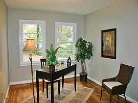 Charming 3 Bedroom Bungalow Home Near Downtown Smyrna in Smyrna, GA (Photo 3 of 7)