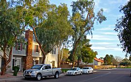 Beautiful 2 Bedroom Townhouse in Very Desirable Neighborhood  in Chandler, AZ