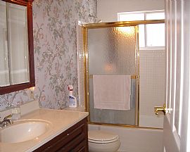 1 Block From Beach ! in Vero Beach, FL (Photo 7 of 8)