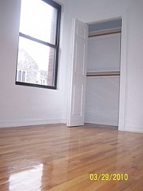 Charming 3 Bedroom Apartment Near City College  in New York, NY (Photo 2 of 2)