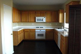 Very Clean 4 Bedroom Home with 2 Car Garage in Gated Community in Oceanside, CA (Photo 6 of 7)