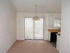 Beautiful 3 Bedroom Home in Stone Mountain! in Stone Mountain, GA (Photo 5 of 5)