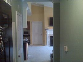 Clean 2 Bedroom Condo - Available Immediately  in Germantown, MD (Photo 3 of 11)