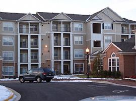 Clean 2 Bedroom Condo - Available Immediately  in Germantown, MD (Photo 4 of 11)